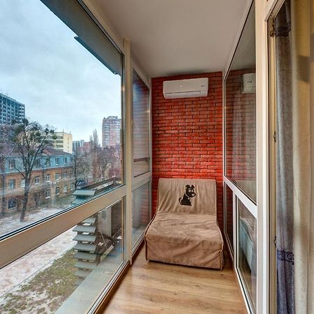 Apartments Near Ukraina Shopping Mall Kyiv Exterior photo