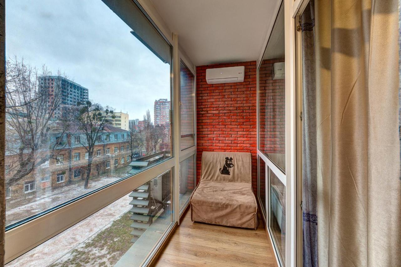 Apartments Near Ukraina Shopping Mall Kyiv Exterior photo