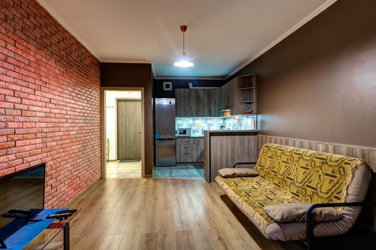 Apartments Near Ukraina Shopping Mall Kyiv Exterior photo